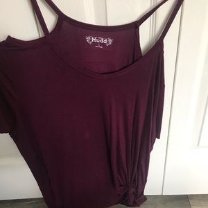 Basic burgundy T-shirt